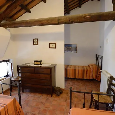 Duca Di Castelmonte Alloggio per agriturismo *