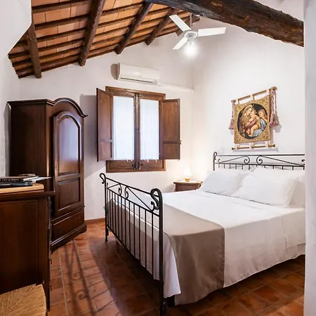 Duca Di Castelmonte Фермерский дом *